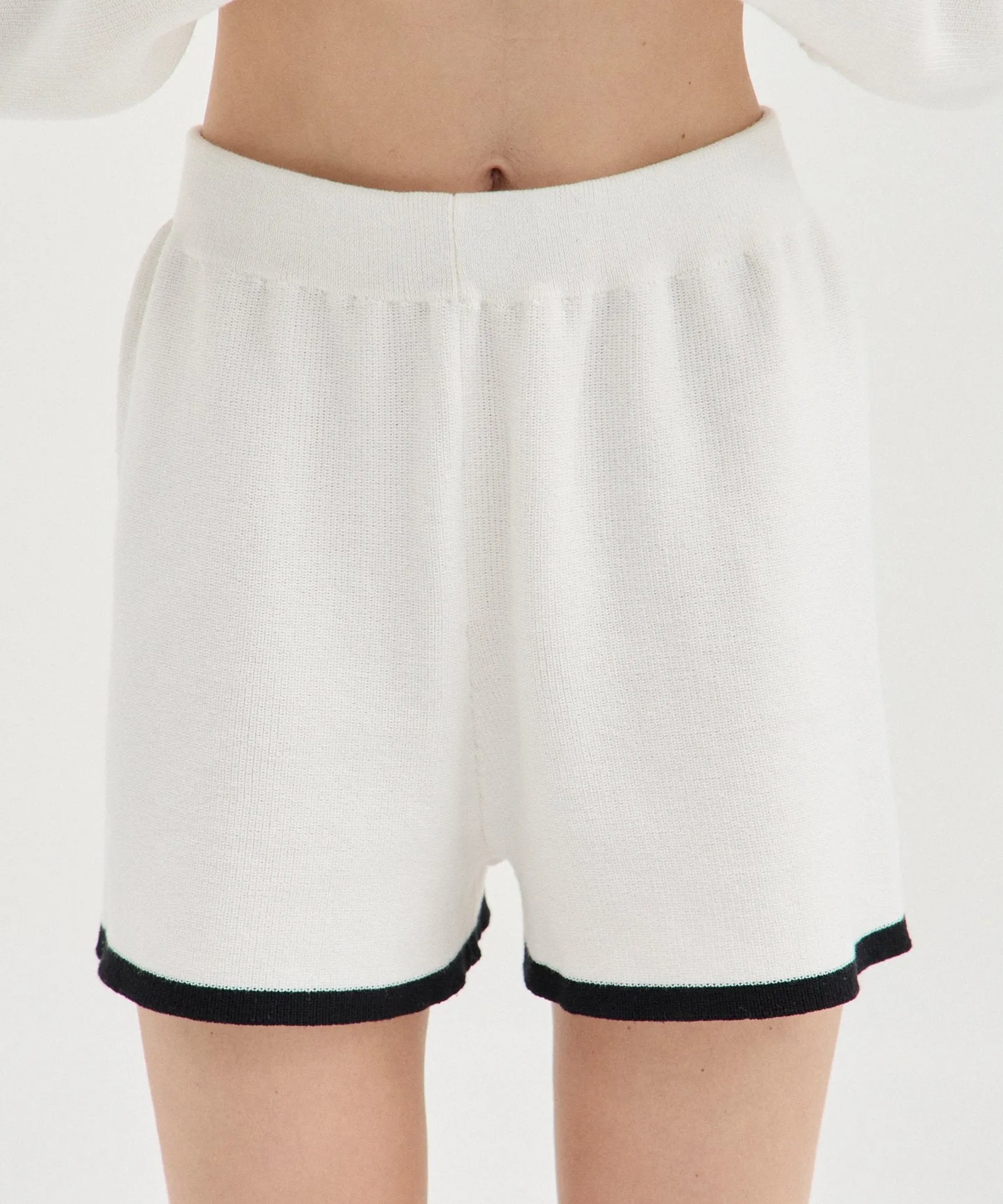 Contrast Knit Shorts