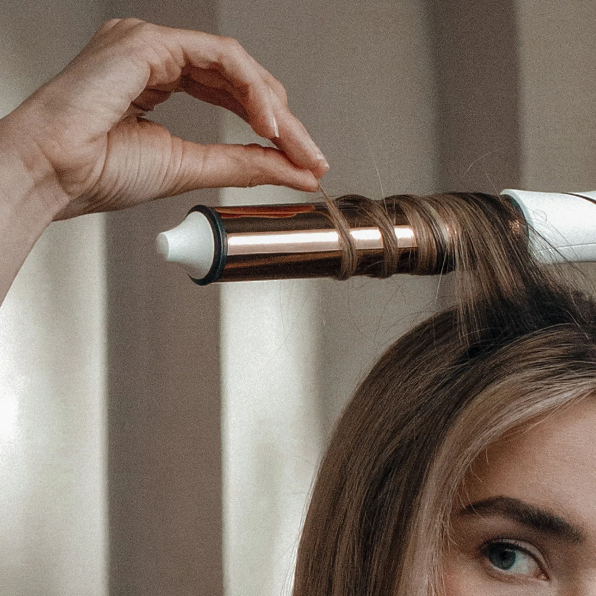 Soft Wave Pivoting Wand