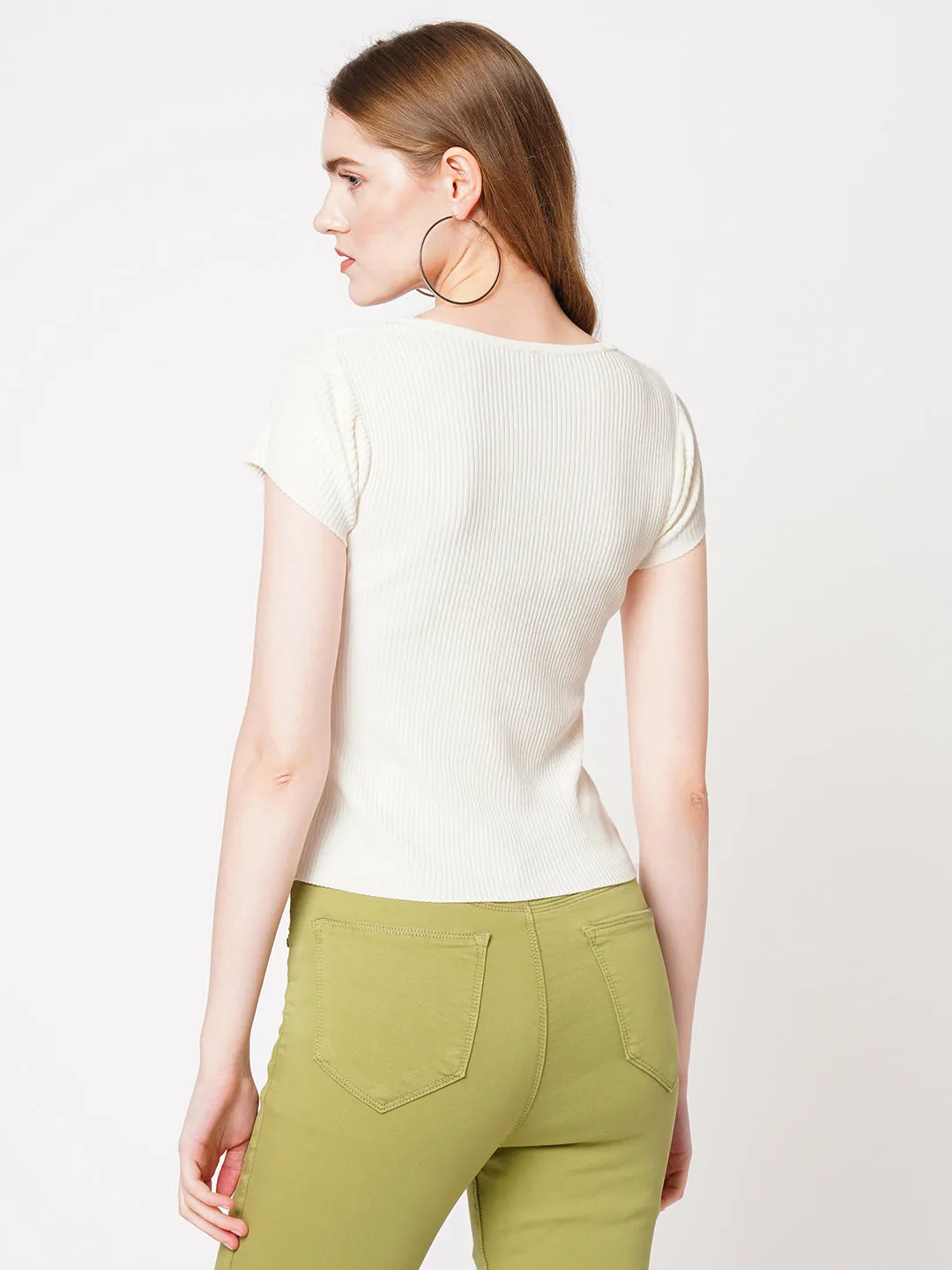 Women Flat Knitted Solid Slim Fit Crop Top