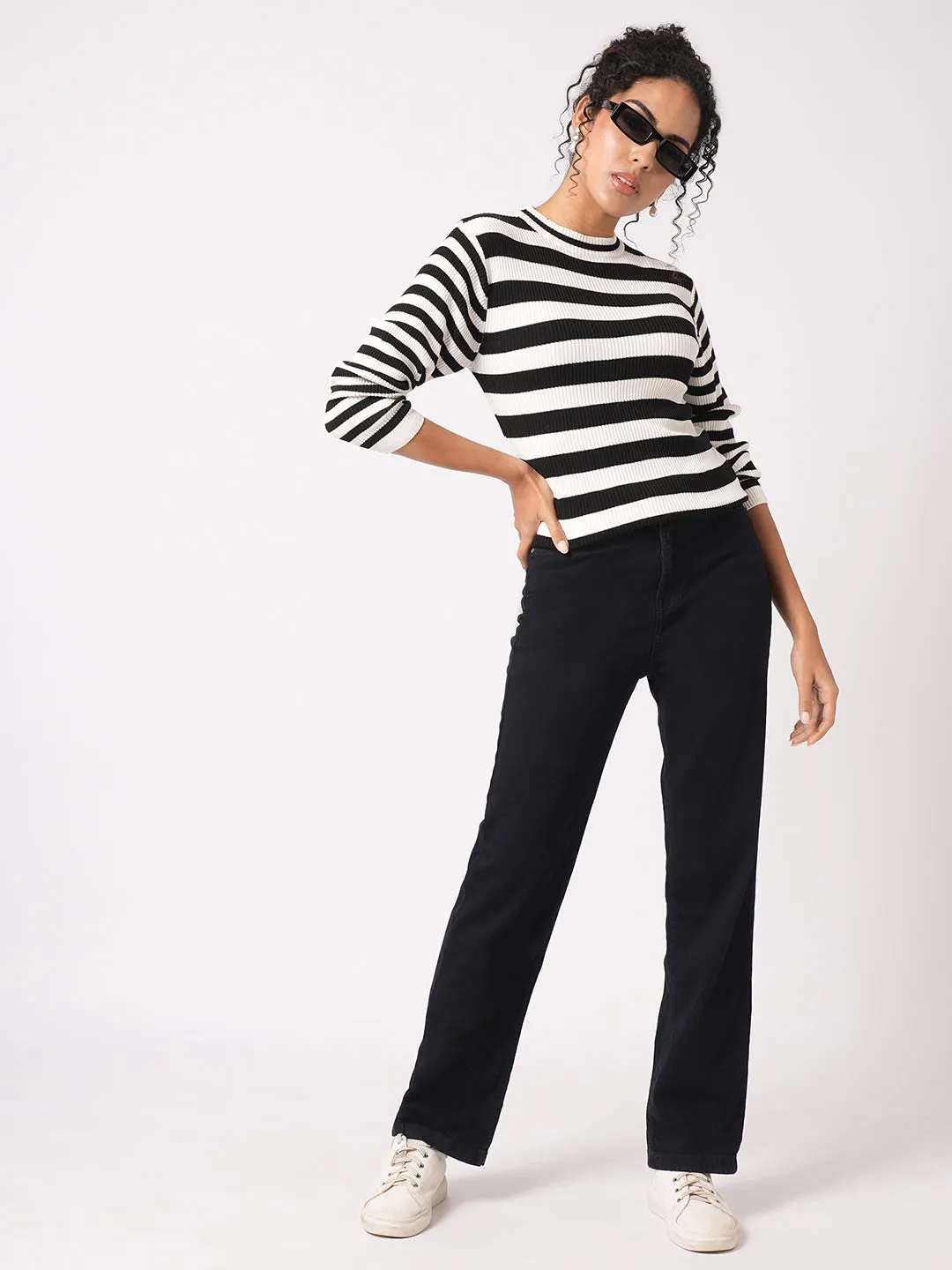 Women Slim Fit Black/White Regular T-Shirt