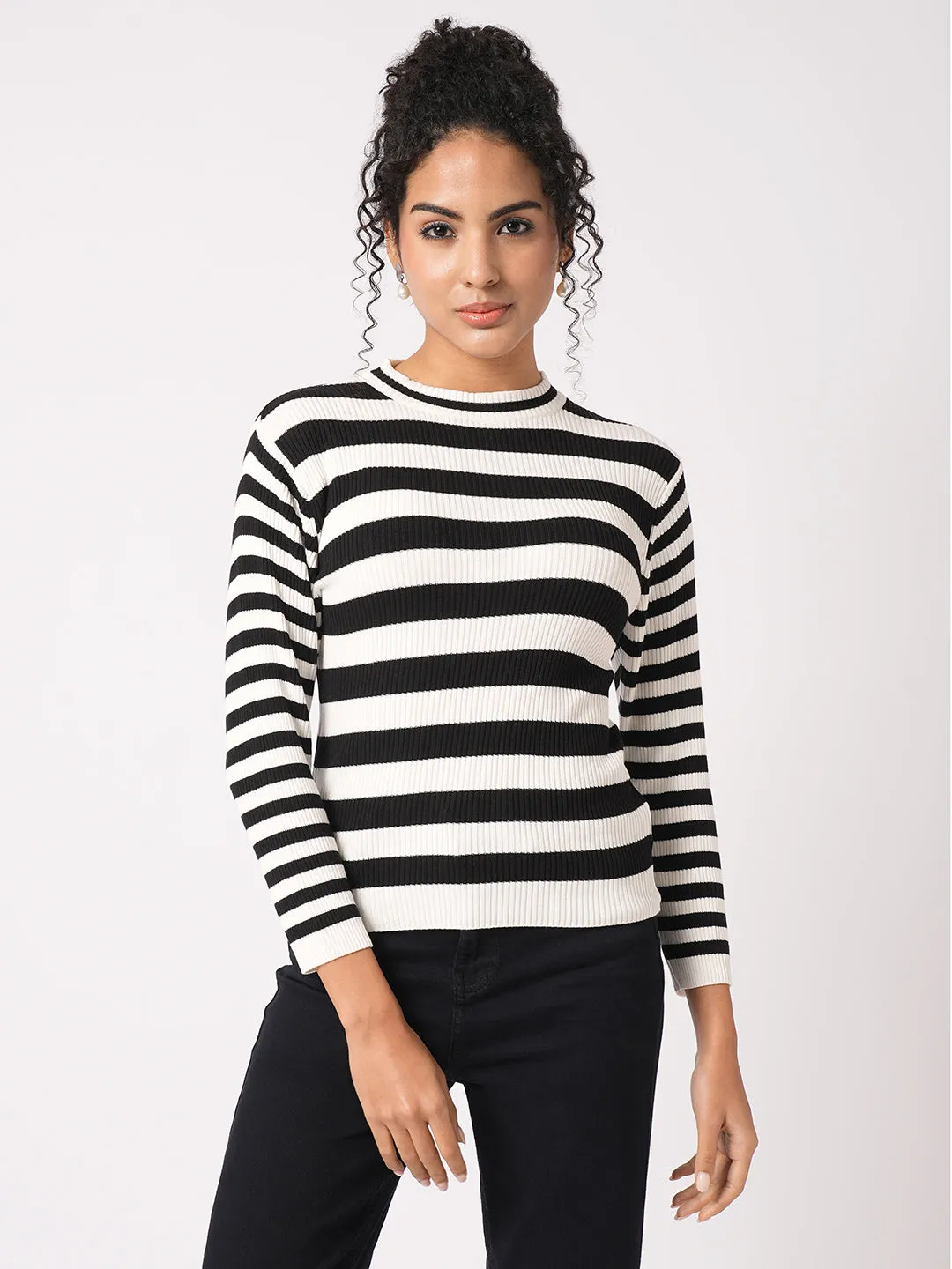 Women Slim Fit Black/White Regular T-Shirt